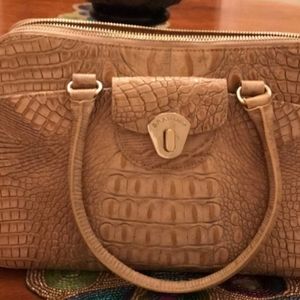 Sold on Facebook Brahmin